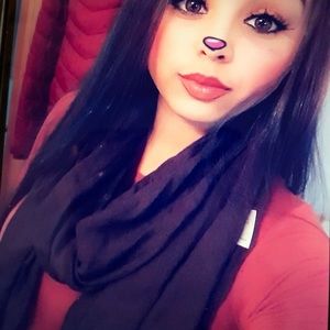 Meet your Posher, Karina